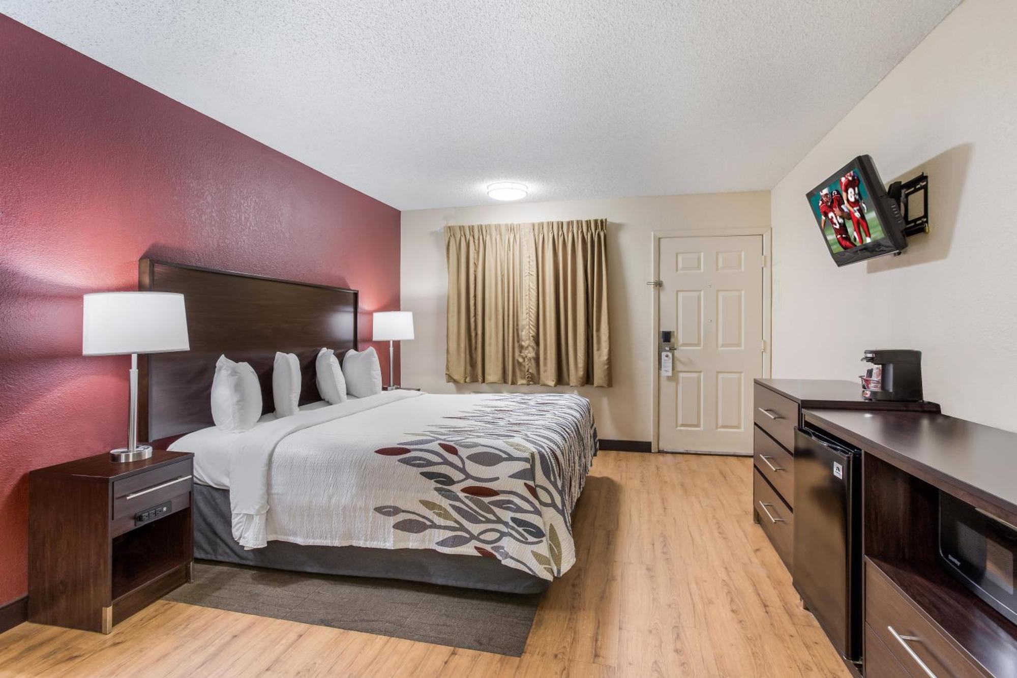 Superior King Room Smoke Free